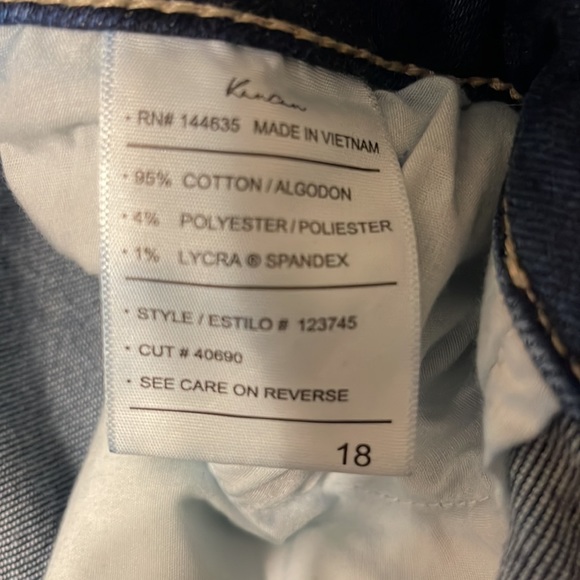 KanCan womens size 18 distressed jeans - Picture 4 of 5